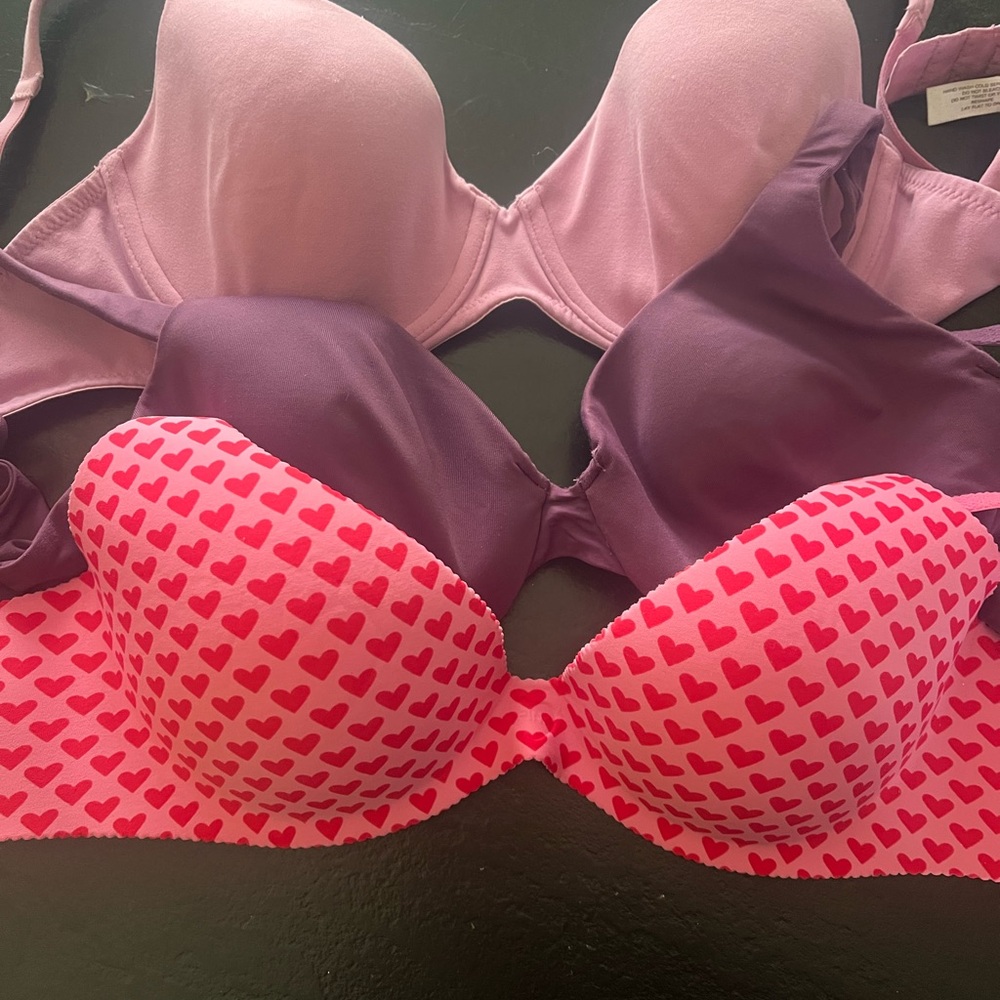 Bundle pink and Victoria Secret BODY line bras